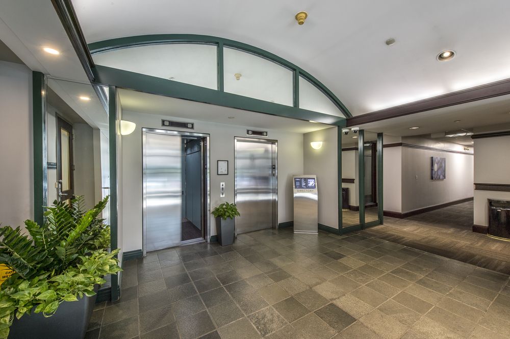 98 N Washington St, Boston, MA 02114